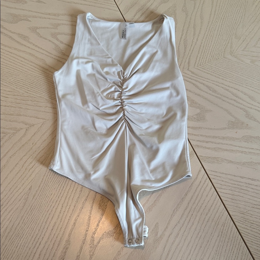 RD Style Kids Cream Bodysuit 💜✝️